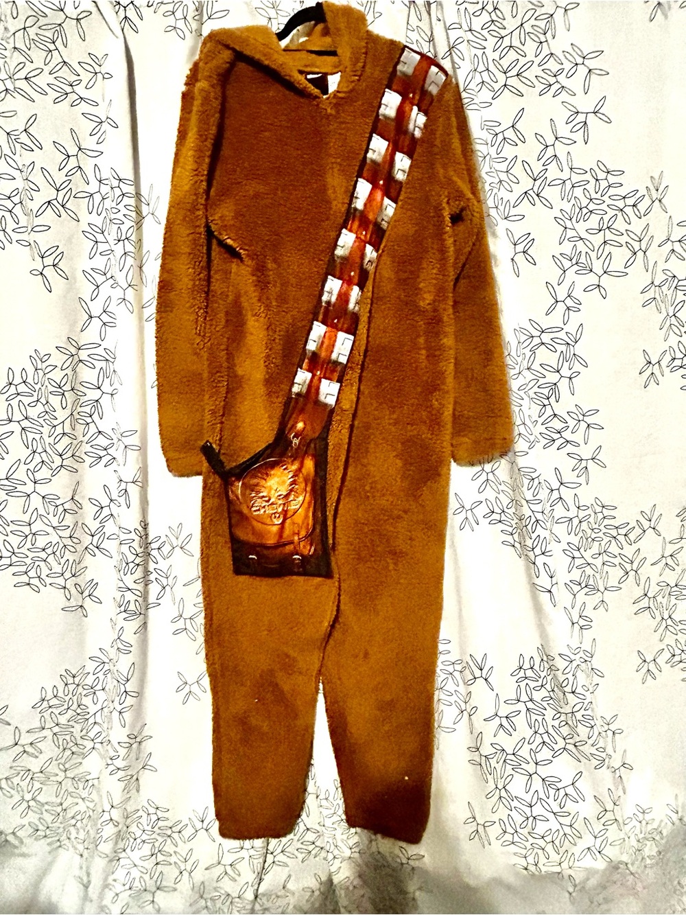 Men’s Star Wars Chewbacca costume medium
